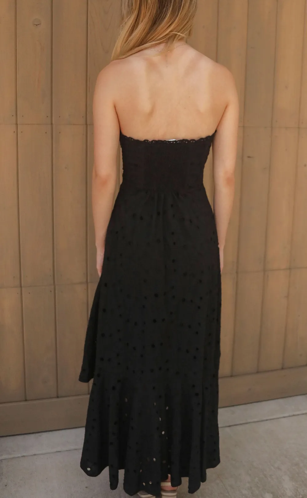 Eyelet Detailing Strapless Midi Dress